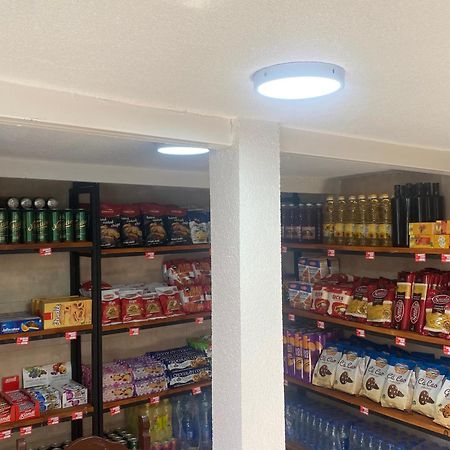 Apartments Zuto Ulcinj Ngoại thất bức ảnh