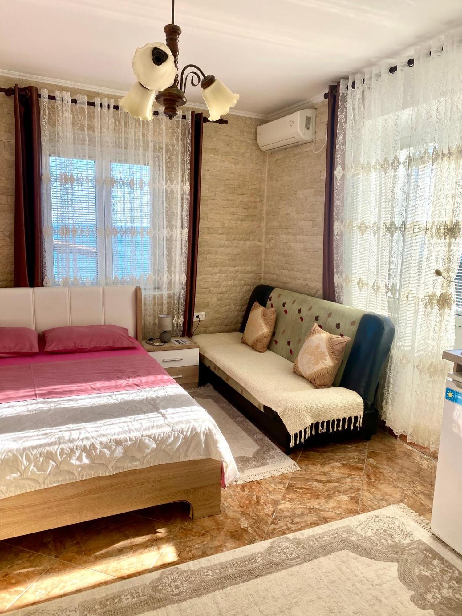 Apartments Zuto Ulcinj Ngoại thất bức ảnh