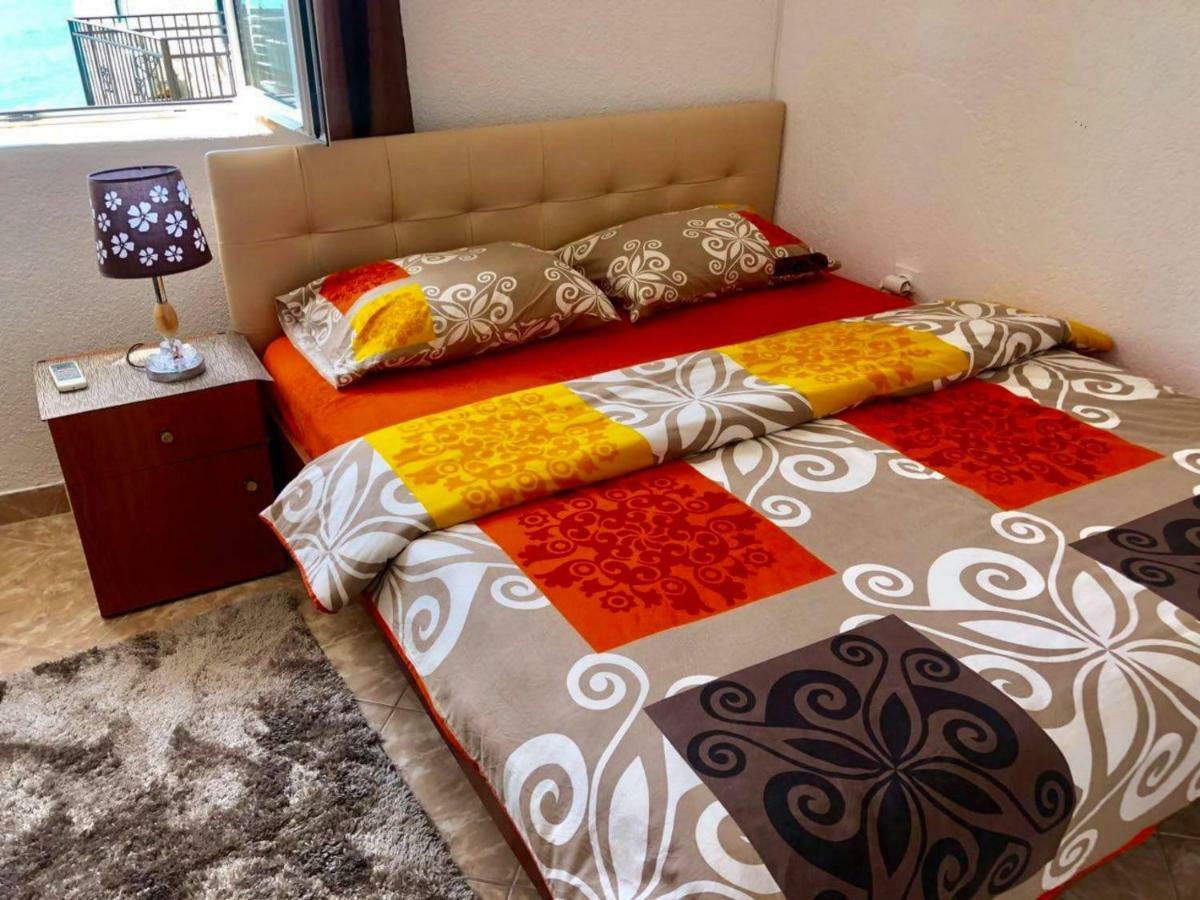 Apartments Zuto Ulcinj Ngoại thất bức ảnh