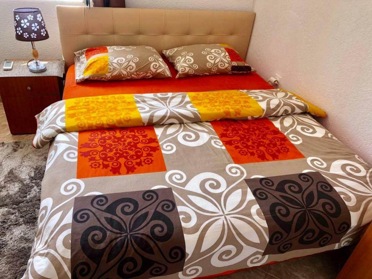 Apartments Zuto Ulcinj Ngoại thất bức ảnh
